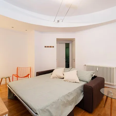 Apartment Domus Julia - Next To Train To Rome