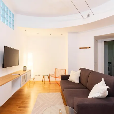 Apartment Domus Julia - Next To Train To Rome *